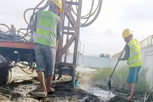 找水仪定位后成功打井图2