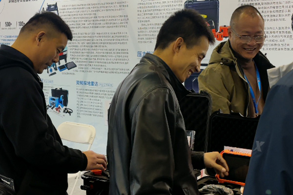 普奇研究院展会现场