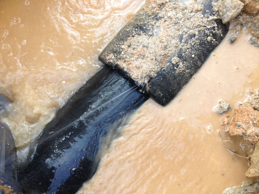 地下管道漏水怎么查，可使用普奇管道漏水检测仪