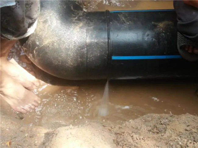 水管漏水的原因和解决方案
