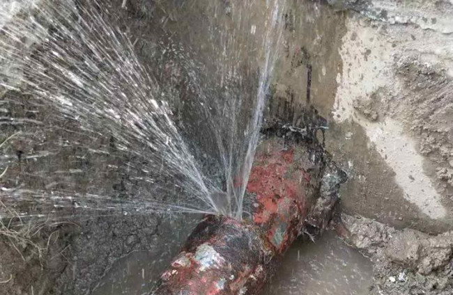 地下管道漏水点检测方法和设备