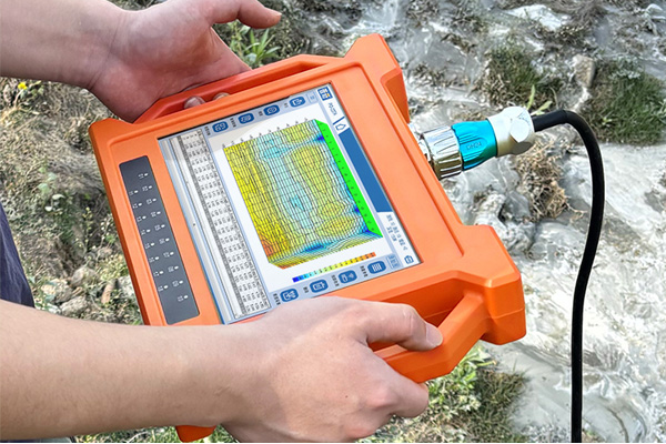 堤坝管涌检测仪的图怎么分析：一场与时间赛跑的安全解码