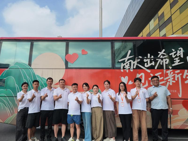 热血践初心，大爱暖人心--普奇研究院积极参与无偿献血活动
